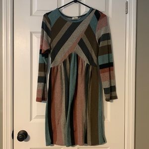Women’s dress great for fall or winter